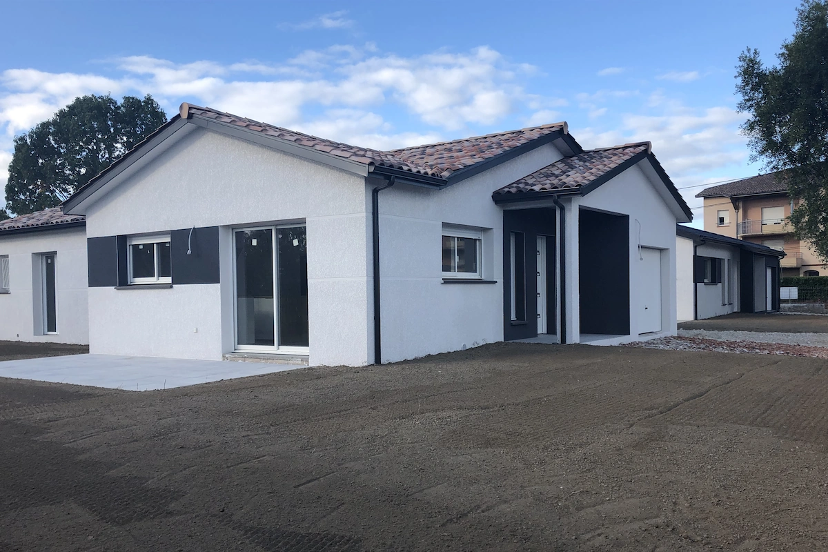 Groupe Wiphi à Bressols, constructeur de maisons individuelles à Montauban et le Tarn-et-Garonne : 2 sociétés Maisons Eugie et Demeures du Terroir